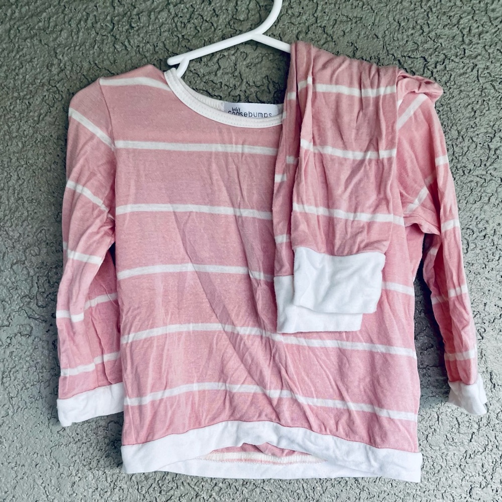 GUC 18-24m baby Goosebumps Pink & White Stripe 2-piece set